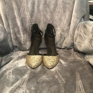 Apt. 9 4 inch Heel Size 11 Medium. NWT